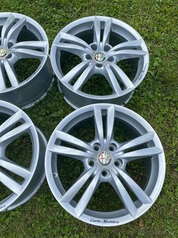 ALU KOLA ALFA ROMEO GIULIETTA 5X110 R17 - 4