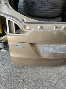 Kufr zafira c - 4