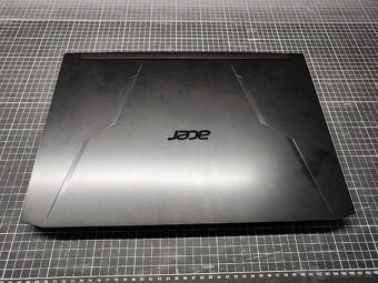 Herní notebook Acer 15.6" 5600H GTX1650 16GB 512SSD
- 4