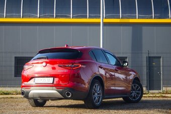 Alfa Romeo Stelvio /AJ NA SPLATKY/ - 4