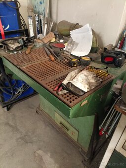 Svářecí stůl s odsáváním. - 4