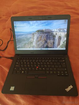 14" Lenovo thinkpad notebook; Intel i3-6006 2ghz - 4