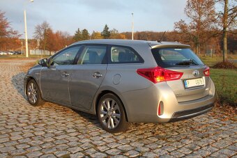 AURIS Kombi, 1.8i-73kw, HYBRID, E-CVT, Kamera, Servis TOYOTA - 4
