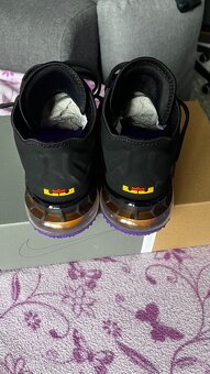 Nike LeBron 18 low Lakers vel. 45 - 4