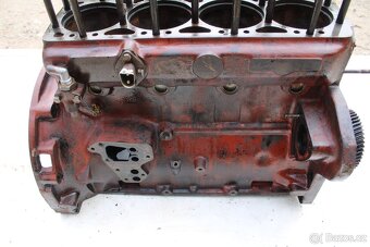 Zetor 8011 8111 10145 díly motoru - 4