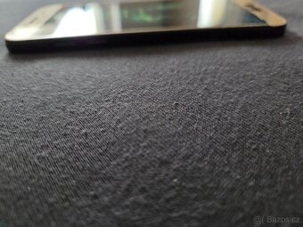 Samsung Galaxy A5 2017 - 4