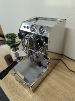 ☕ Pákový kávovar – E61 hlava, profesionální stav ☕ - 4