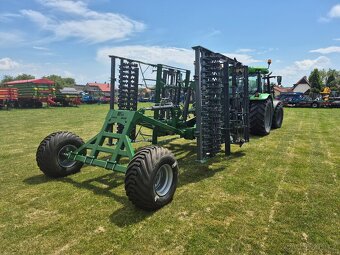 Prodám radličkový kompaktor AUC-H 400 - 4