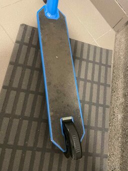 Dětská freestyle koloběžka - 4