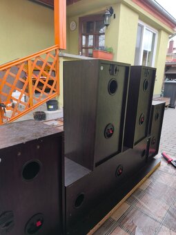 Centr a 4 efektove CARBON - 4