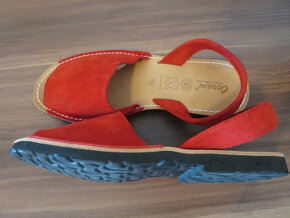 Nové dámské červené kožené sandály - 4