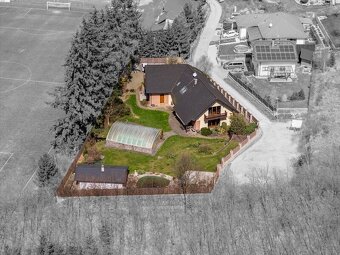 Prodej nadstandartního domu 342 m2 , s pozemkem 1534 m2, Sru - 4