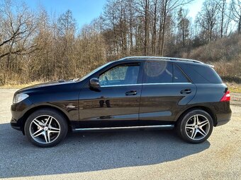 Mercedes- Benz ML 350 CDi 4MATIC - 4