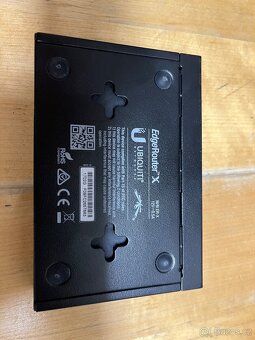 Edgerouter X - skvělý router Ubiquiti UniFi - 4