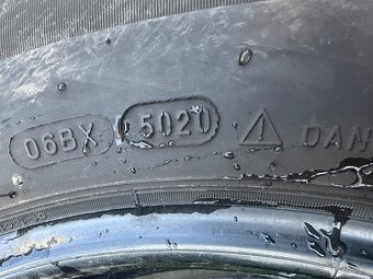 2ks celoročních pneu 215/65 R16 - Michelin - 4