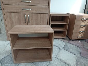 Set komoda a skříňky 4 ks - 4