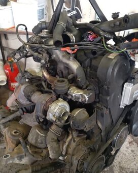 Prodám motor z VW Passat - 4