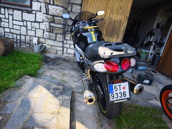 Kawasaki ZZR 1200 - 4