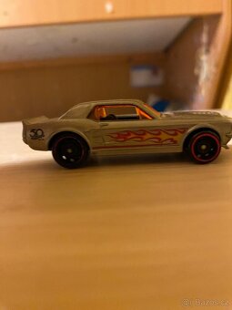 ‘67 Ford Mustang GT; Hot Wheels; 2010; Sběratelská edice - 4