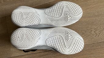 Dětské sálové boty Adidas 35,5 - 4
