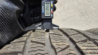 Zimní pneu 205/60/16 Continental - 4