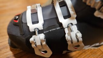 lyžařský set lyže a boty - 4