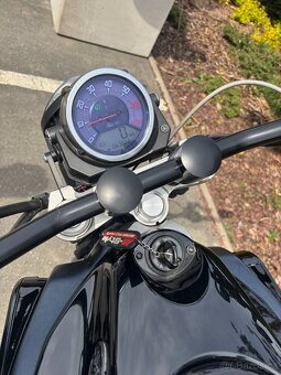 Yamaha MT01 - 4
