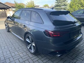 Audi RS4 Avant DPH - 4