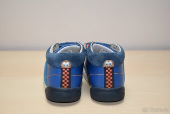 Značkové kožené kotníkové boty - vel. 25,stélka 15 - 4