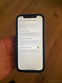 iPhone 12 - 4