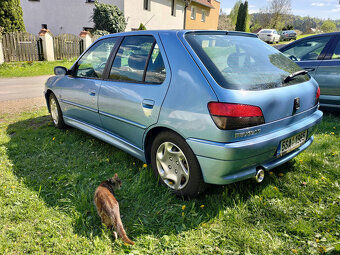 Peugeot 306 1.4 Hatchback (2000) - 4