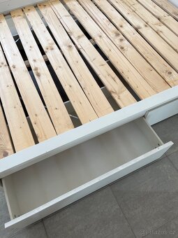 Postel MALM Ikea 140cmx200cm - 4