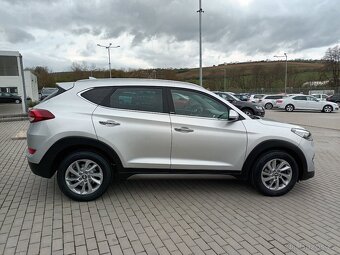 Hyundai Tucson 2,0 CRDI 100kW Style 4x4 Auto - 4