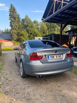 Bmw e90 325d - 4