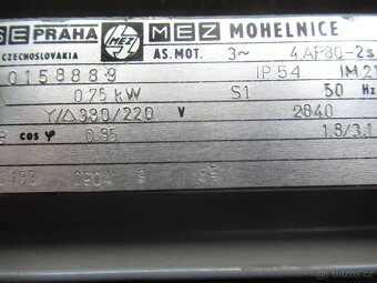 Nepoužitý mohelnický elektromotor 380V.0,75kw-2840ot.min. - 4