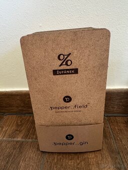 Sběratelský Pepper Gin 2022 - investice, Žufánek - 4