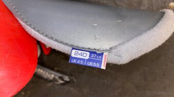 Boty lyžařské lyžáky přeskáče vel.37,5 - 4