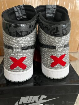 Jordan 1 Retro High OG "Undefeated Rebellionaire" - 4