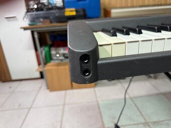 Roland EP-760 Digital Piano - 4