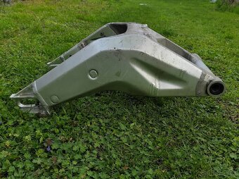 Kyvná vidlice Aprilia RSV 1000R, Factory - 4