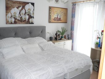 ČEKANICE - byt 4+1 s plechovou garáží a zahrádkou - 4