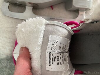 Dívčí brusle vel.40 - 4