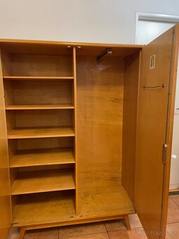 státní skříň dřevěné - 4