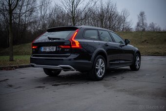 Volvo V90 D4 Cross Country, MANUÁL, VZDUCH - 4