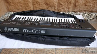Workstation a syntezátor Yamaha MOX6 - 4