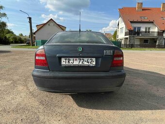 Škoda Octavia 1.9 TDI 66kw, nájezd 190.000km - 4
