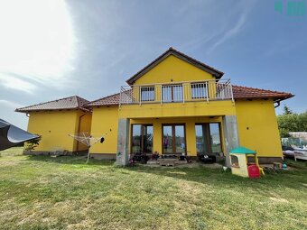Prodej krásného rodinného domu 369 m2 s pozemkem 2270 m2 - 4