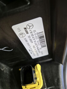 Mercedes Benz Actros přední světlomet - 4