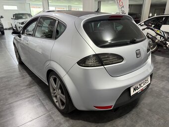 Seat Leon 2,0 TFSI FR 147KW AT XENON - 4