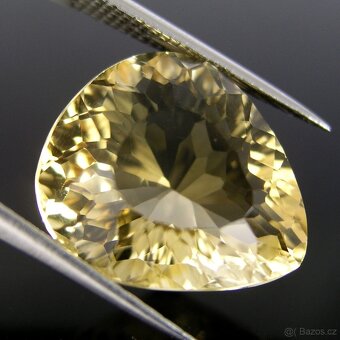 Citrín-kapka, concave - 17,33 ct. - 4
